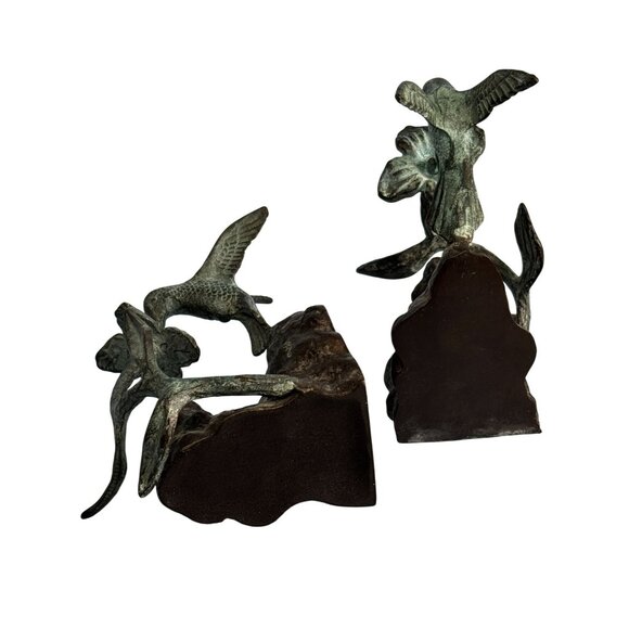 Bronze Hummingbird And Flower Bookends Verdigris Patina Pair 7 Inches - Picture 7 of 7